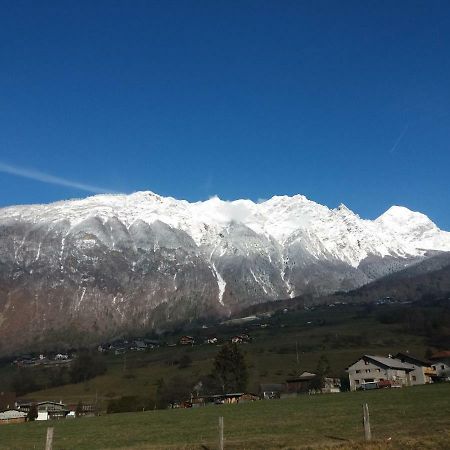 Gite Mobile Home Reamenage A Ugine Entre Albertville Et Annecy Luaran gambar